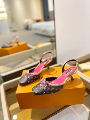 wholesale quality women louis vuitton shoes model no. 512